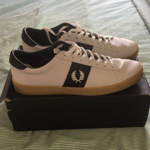 Fred Perry Underspin Sneakers (size 12)